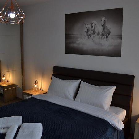 MariMonti Apartment Braşov Esterno foto