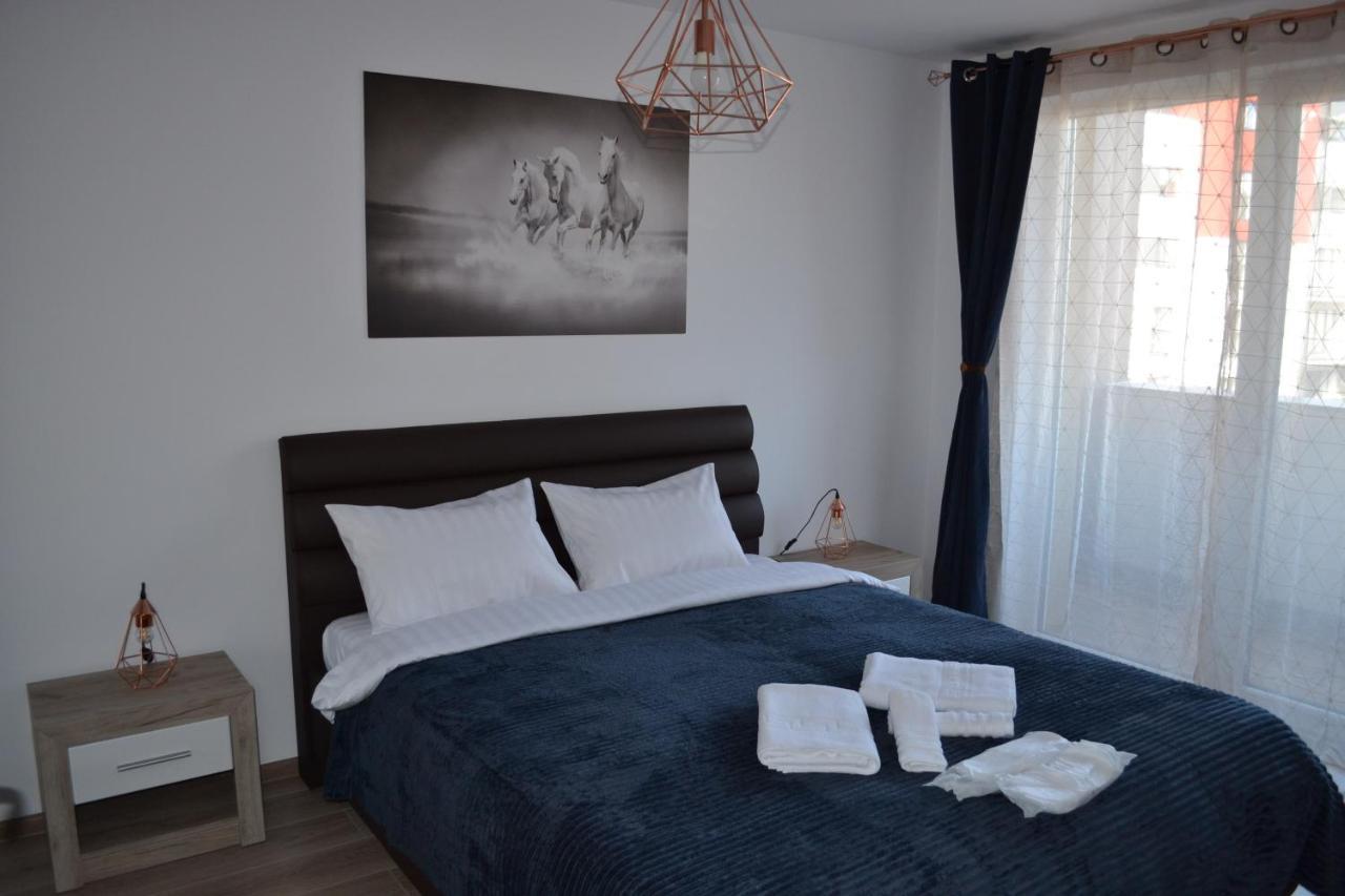 MariMonti Apartment Braşov Esterno foto