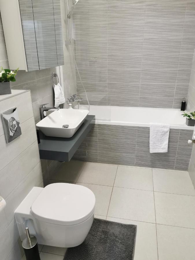 MariMonti Apartment Braşov Esterno foto